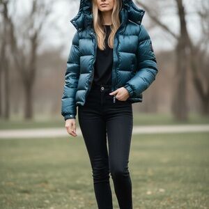 REDUCED Superdry Super Puff Jacket in Liquid Shine Blue  2xsmall